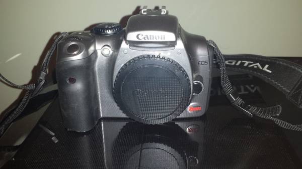 Camera Canon EOS Rebel (body) 1