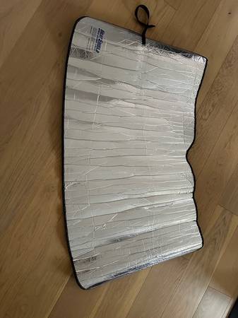 Heatshield windshield protector 1