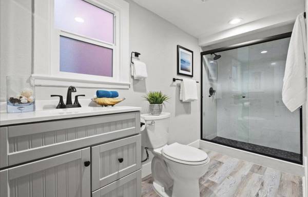$3,600 / 3br - 1213ft2 - ¿Commuting dice? 3 habitaciones•2 baños • Extremadamente cerca del puente (emeryville)63667924657283124