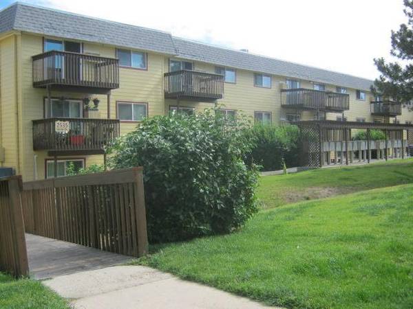 $948 / 1br - 580ft2 - ¡Excelente oferta, excelente comunidad! $900 al mes con un crédito de $500 para mudarte* (Suroeste de Colorado Springs)63658145709955122