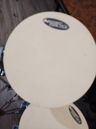 DW drum practice set and DW throne - $145 (Brighton, Ma)63471203228673124