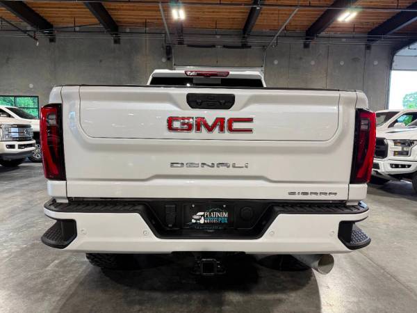 2024 GMC Sierra 2500HD Diésel 4x4 Camioneta 4WD Denali 4dr Cabina Extendida SB - $76,900 (Platinum Motors Corp)63438188404865122
