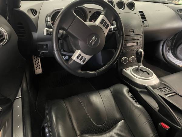 2007 Nissan 350z 87,000 miles,automatic. - $10,500 (San Diego)63469757787777124