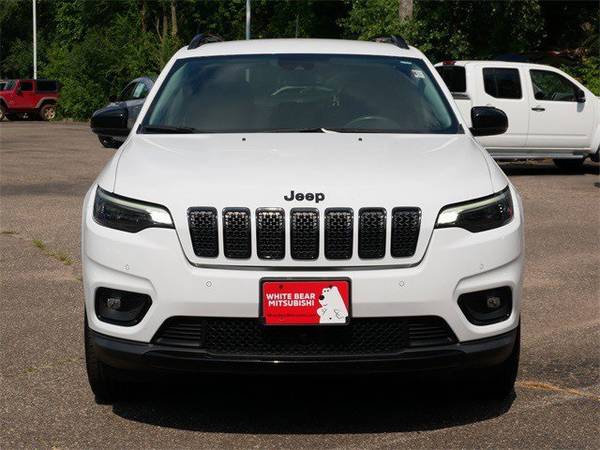 2023 Jeep Cherokee Altitude - $23,996 (White Bear Lake, MN)63470777848323121
