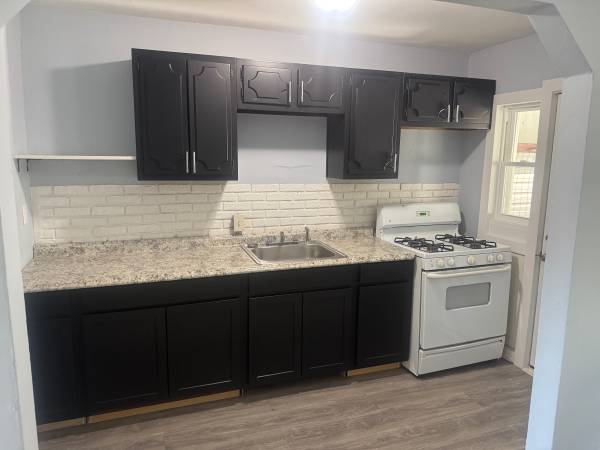 $1,600 / 3br - 3 Bedroom Morrell Park (Baltimore)63695002033667120