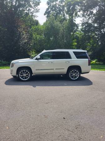 2015 Cadillac Escalade Premium Luxury 4WD - $29,950 (Hopkinton)63618113475843121