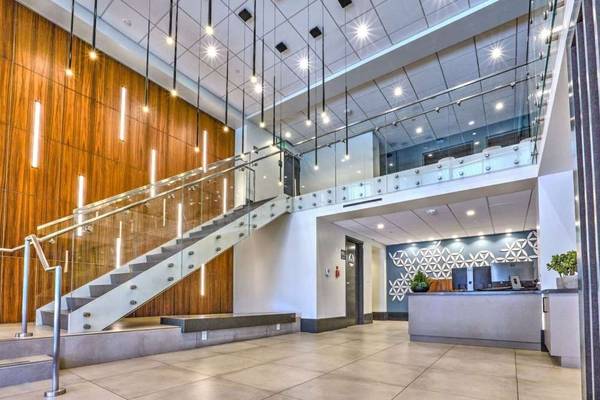 $2,634 / 1br - 702ft2 - 1B/D, Resident Lounge w/ Free Wi-Fi, Guest Parking (600 S Curson St, Los Angeles, CA)63701035062017123