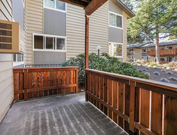 $1,895 / 2br - Near Unique Shops, Dining & Entertainment + Three Bedroom & Lots to Do (Beaverton)63999454827266122