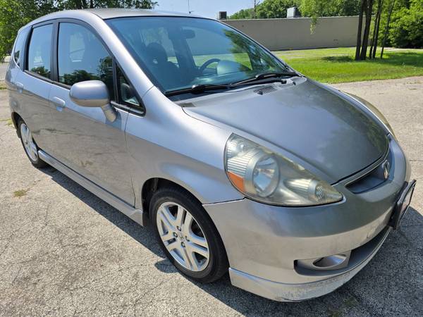 2008 HONDA FIT - $2,999 (ZION ILLINOIS)63618665396353122
