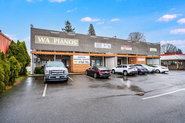 $2,300 / 1500ft2 - $2,300 / 1500ft2 - FIRST FLOOR RETAIL SPACE! ONLY $2,300 / MONTH!* (AUBURN)64031134823169120