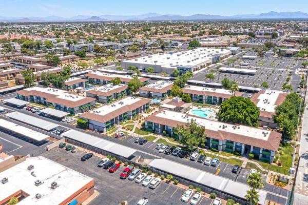 $1,390 / 2br - 960ft2 - App W/D, App Refrigerator, App Dishwasher, On-site Maintenance64024994923265124