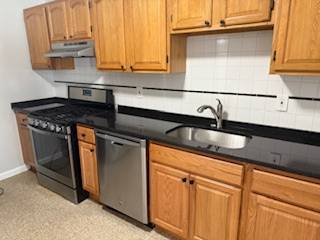 $3,600 / 4br - 1300ft2 - !!!Spacious 4 bed apartment close to bus route and commuter rail!!! (Hyde Park)63951147810947122