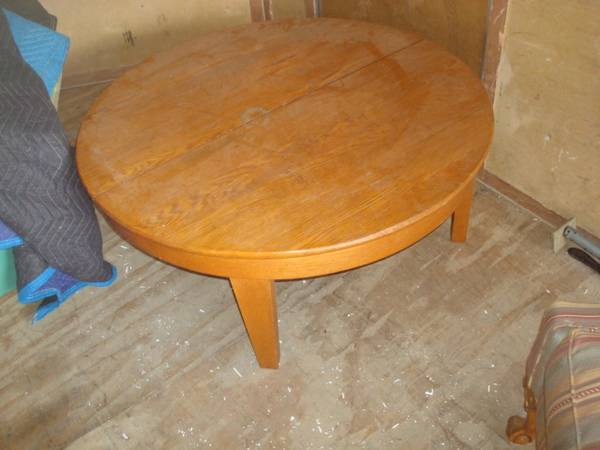 round oak coffee table 1