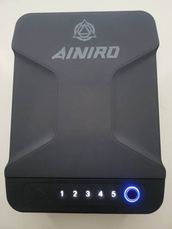 Portable Biometric Safe 1