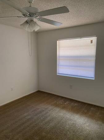 $1,340 / 1br - OCTOBER RENT FREE!! (New Port Richey)63991224456450124
