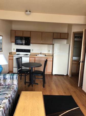 $279 / 1br - ZIPPY ZIPPY ON YOUR WAY TO THE SPECIALS 2 FREE WIFI FIRST WEEK (Dallas)63796529061891120