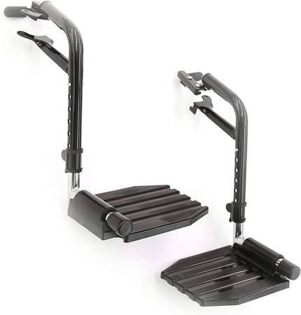 FOOTREST  FOR WHEELCHAIR -NEW 1