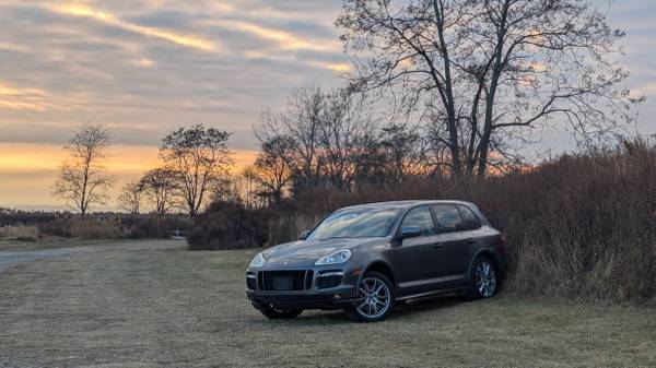 2008 Porsche Cayenne GTS - rare - $12,00063614263600769120