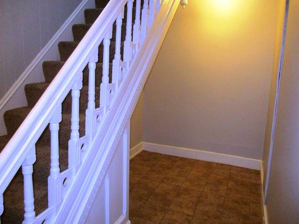 $830 / 2 habitaciones - 2 Dormitorios cerca del centro (818 W Washington)62978576340355122