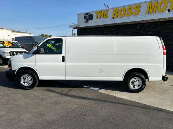 2018 CHEVROLET EXPRESS 3500  >  CALL NOW! (909)>587>21>24 EZ FINANCE!! - $17,975 (San Diego)63470063391491121