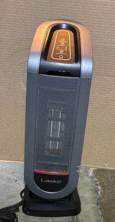 Lasko Electric Oscillating CeramicTower Heater, 1500w 1