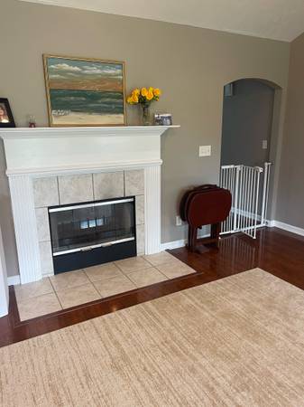 $334,900 / 3br - 02090ft2 - House FSBO (Carterville)63688333193857121
