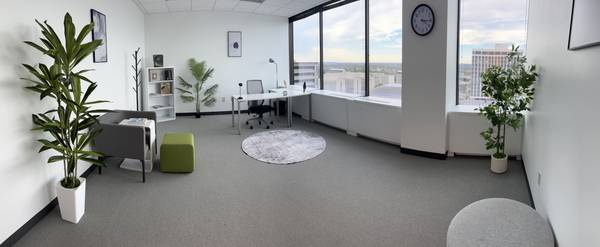 BEAUTIFUL OFFICE & INCREDIBLE VIEW FOR UP TO 35% OFF! 1