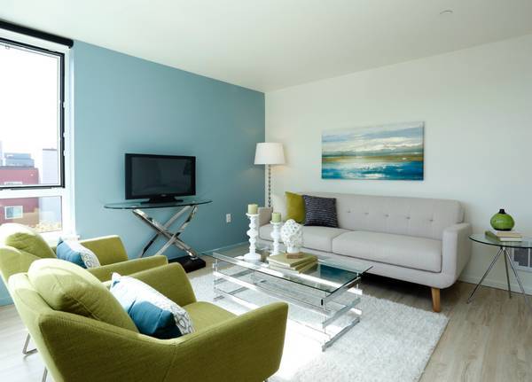 $2,175 / 1 hab - 650 pies² - ¡Disponible apartamento de una habitación con lavadora/secadora y aire acondicionado! (Capitol Hill)63688352165633121