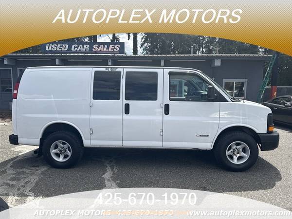 2005 CHEVROLET EXPRESS 2500 - $7,99563624308081025121