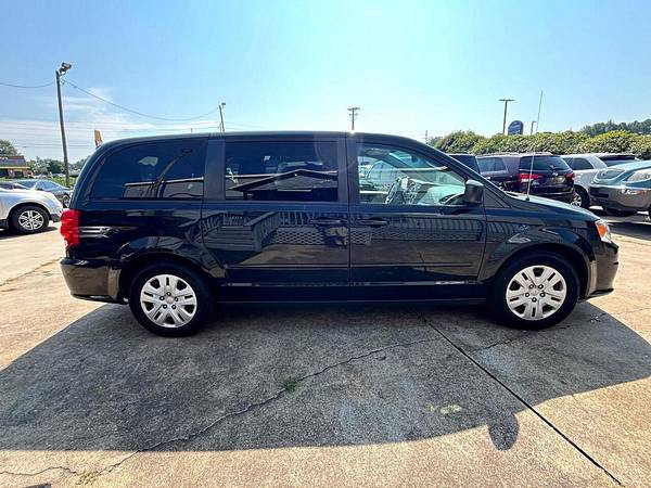 2016 Dodge Grand Caravan SE - $7495.0063620305022721124