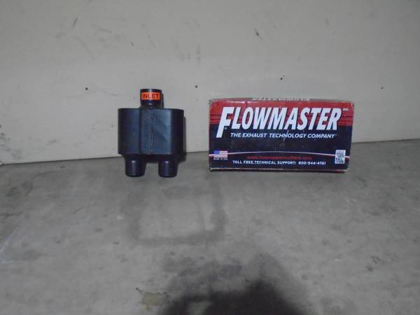 2-Flowmaster mufflers 1