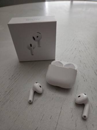 AirPod 4 (Active Noise Cancellation) 1