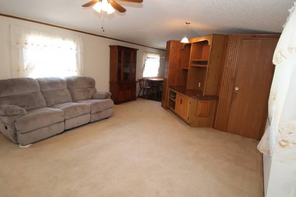 $53,900 / 2br - 1120ft2 - 1993 Rollohome 16 x 70 Mobile Home + 1.5 Car Garage (Sheboygan)63813311562369124