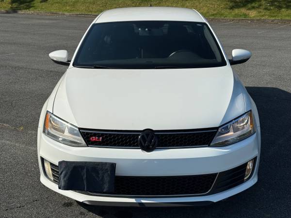 2012 Volkswagen Jetta GLI 6 speed manual - $6,500 (Alexandria)63440041553667120
