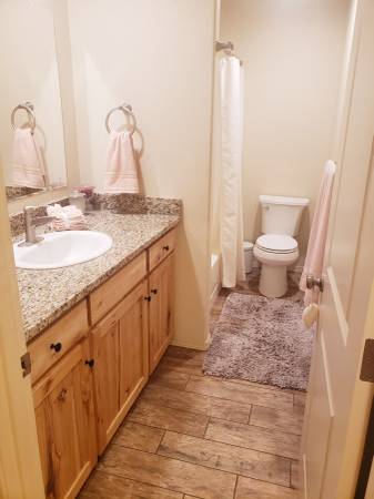$800 / 3br - Habitación, Mt Shasta (Mount Shasta)63678184524291122