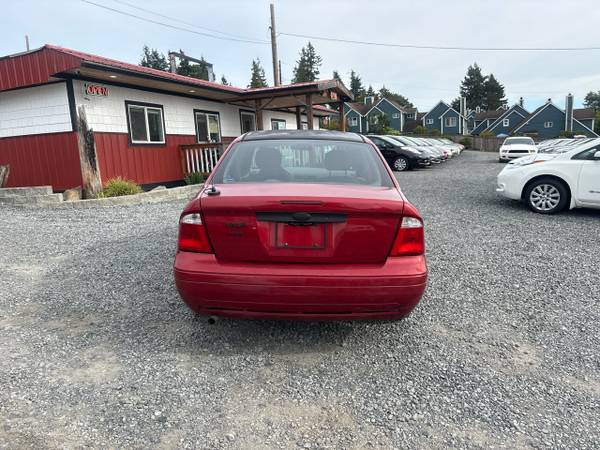 2005 Ford Focus ZX4 S - $3,499 (Lynnwood, WA)63469736977283123
