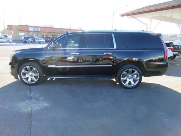 2018 Cadillac Escalade ESV Lujo 4dr SUV 4x4 tracción a las cuatro ruedas - $27,995 (1503 Broadwater Ave, Billings, MT 59102)63442949992065122