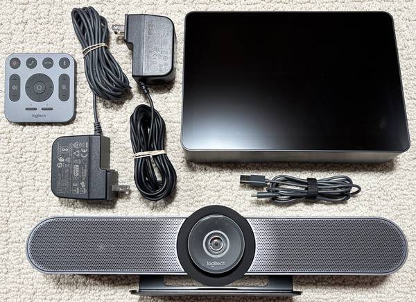 Logitech Meetup Video Conference Camera V-R0007 860-000525 w/ Tap 1