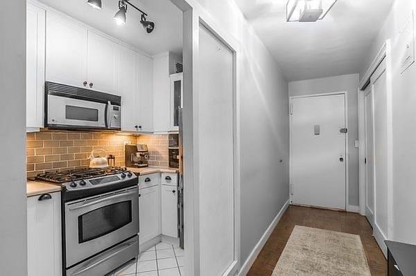 $1,200 / 1br - @Apartamento amueblado moderno de una habitación y un baño (Chelsea)63816602155649123