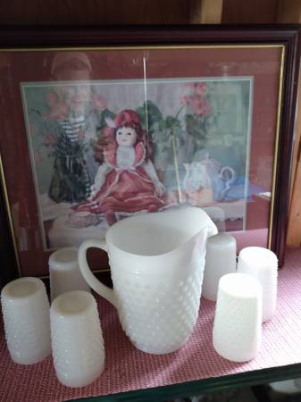 Vintage Hobnail Pitcher + Six Glasses 1