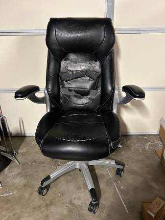 Lazy Boy Office Chair 1