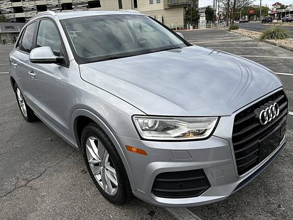 ¡COMO NUEVO! 2017 Audi Q3 Premium completamente equipado, impecable: ¡- $13995.0063622447484417122