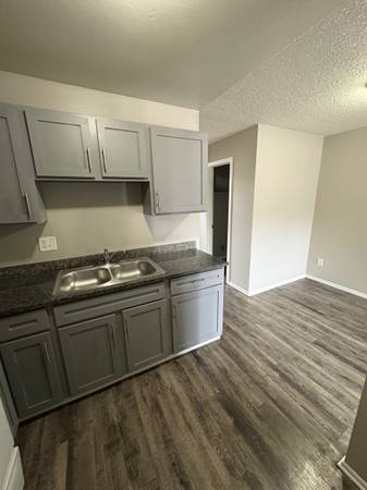 $1,160 / 1hab - 675ft2 - 1 Dormitorio Asequible - ¡Disponible Ahora! Recién Reformado, Listo para Mudarse (Colorado Springs)63687067346947123