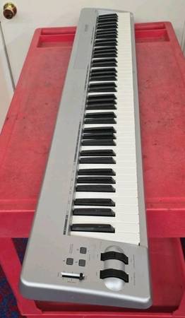 M-AUDIO Keystation 88-es Controller Keyboard 1