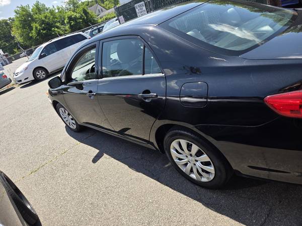 2013 Toyota Corolla LE - $8,995 (Brockton)63486553177347123