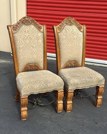 solid Chairs - $200 (MODESTO)63470292281217120