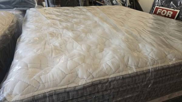 California King Mattress- King Koil Palo Verde 1