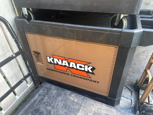 KNAACK Utility Cart, 750 lb Load Capacity 1