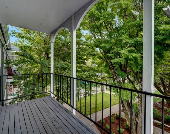 $1,495 / 2br - FRIDAY OPEN HOUSE @ NOON! - Private Courtyard + Game Room (Beaverton)63867269602819122