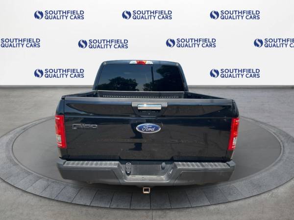 2017 Ford F150 XLT pickup - Photo 5